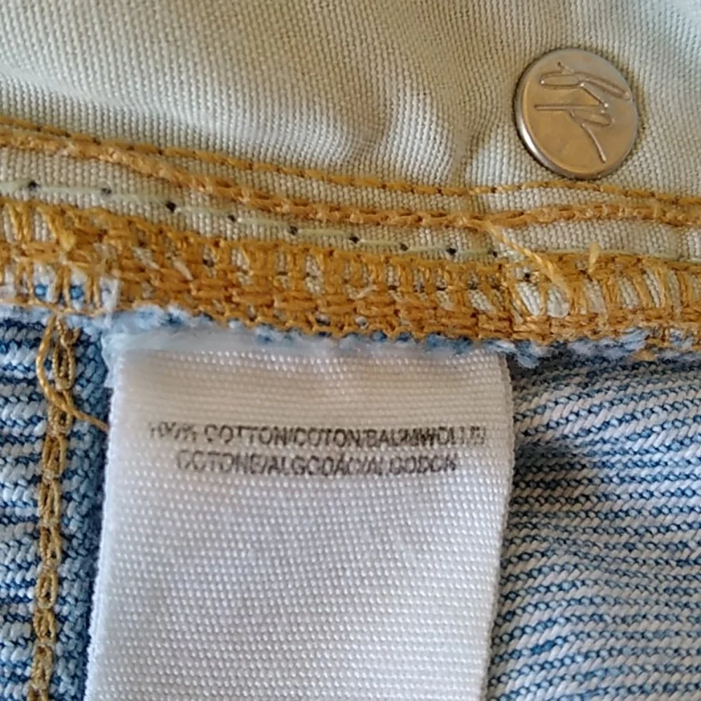 We the Free destressed mini skirt size 28